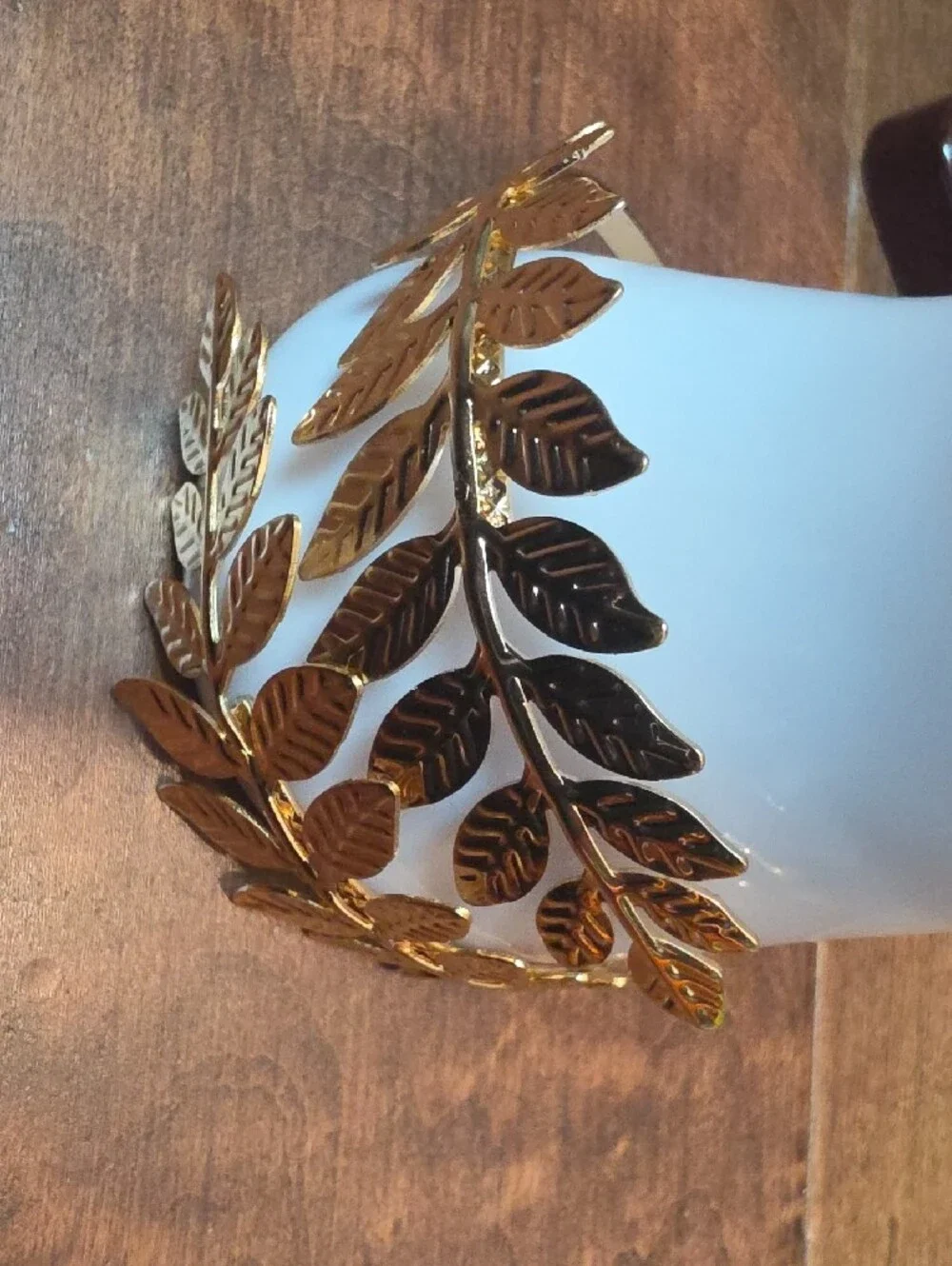 Gold Leaf Decorative Vase Collar by